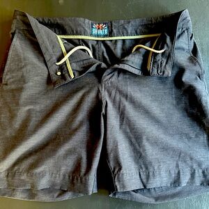 Faherty All Day Shorts 7” size 31 Charcoal